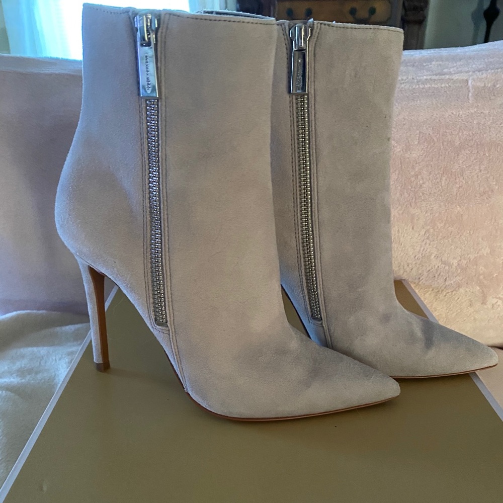 Michael Kors kiki booties